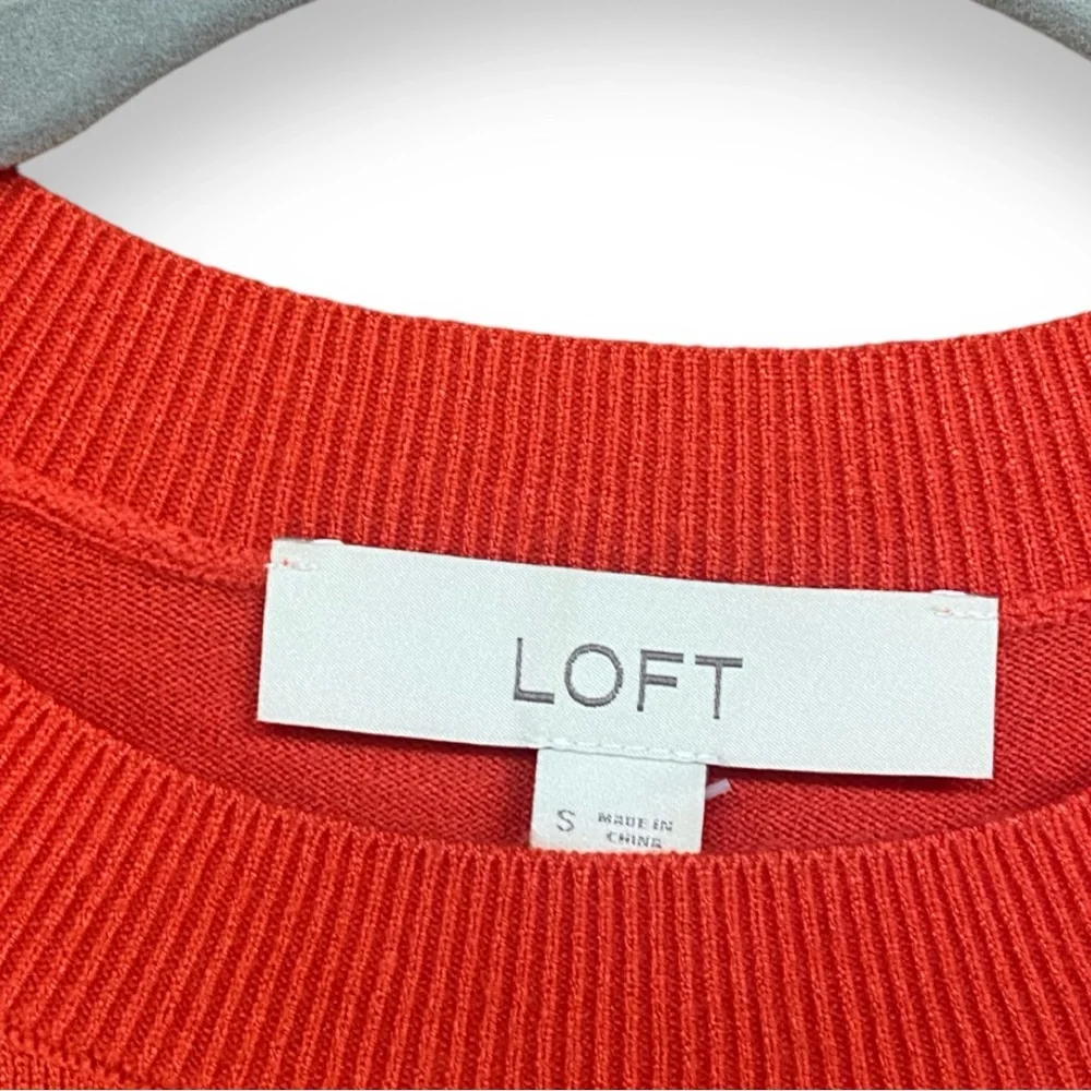LOFT Round Neck Sweater Small - Picture 3 of 5